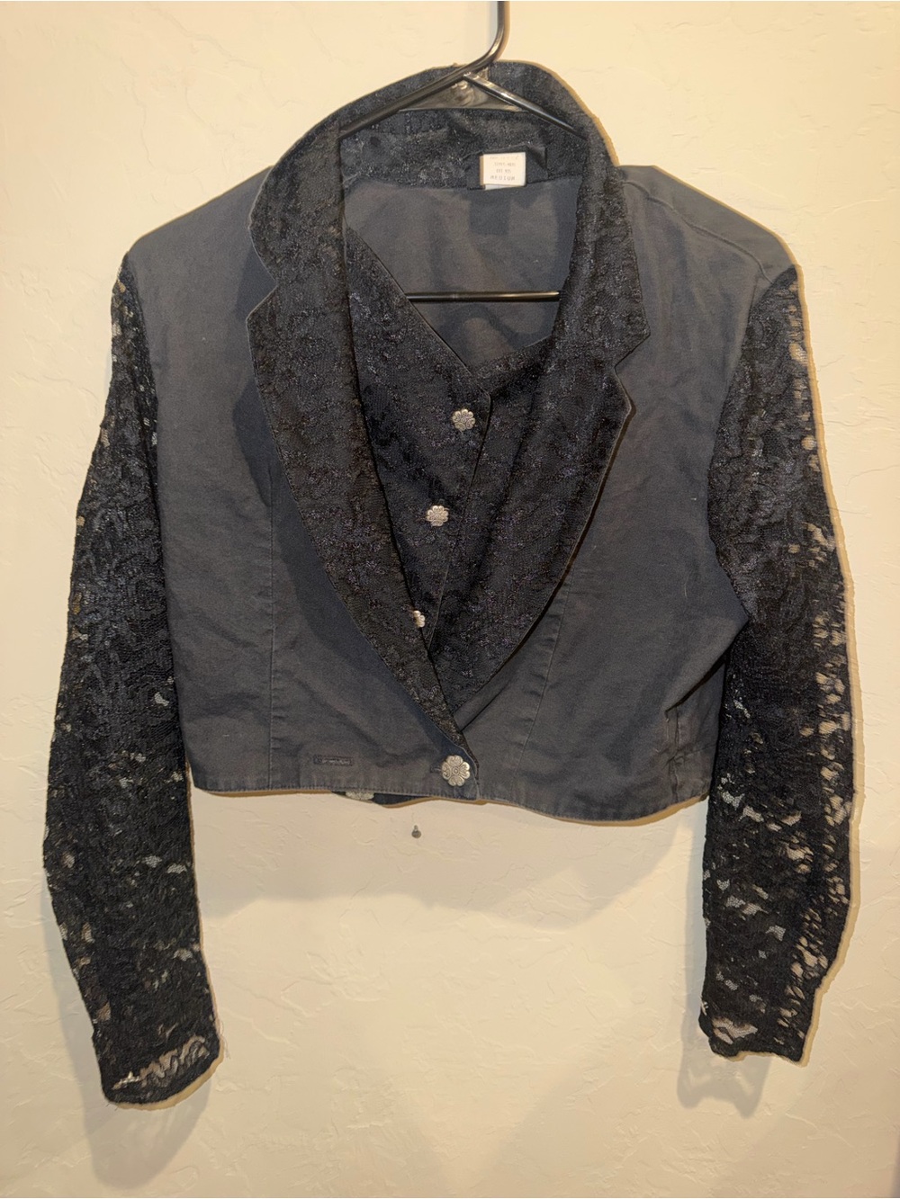 Vintage Roughrider by Circle T Women’s Black Lace Sleeve Cropped Jacket Button M